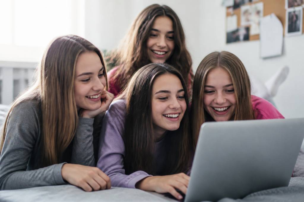 Ado jeux en ligne : les meilleurs jeux à découvrir entre amis